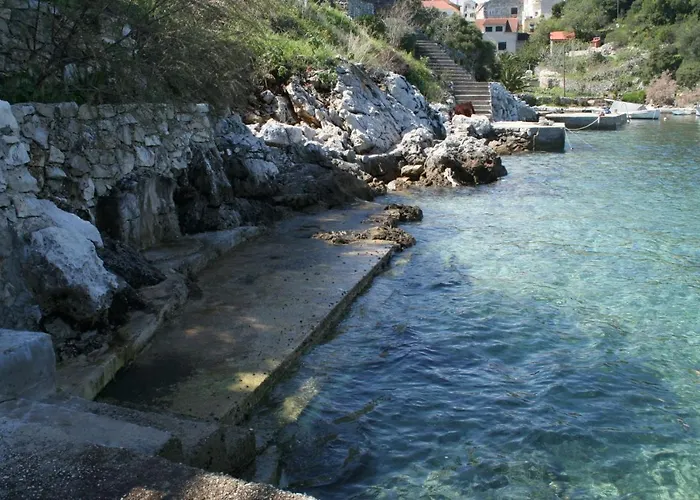 4360a * Račišće